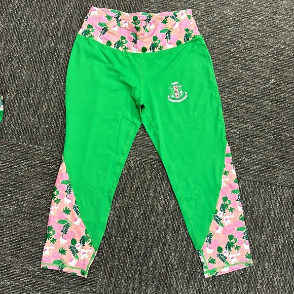 Ivy Storehouse workout set - Picture 2 of 8